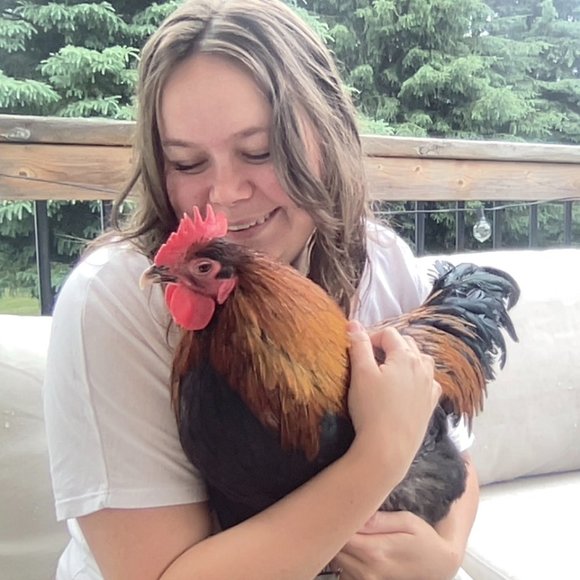 Meet your Posher, Liz - Picture 1 of 1